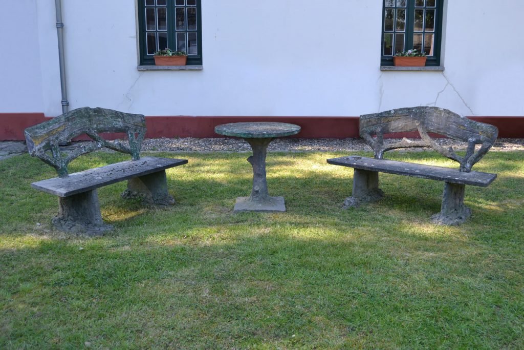 Vintage Concrete Garden Benches with Table | Retro Station