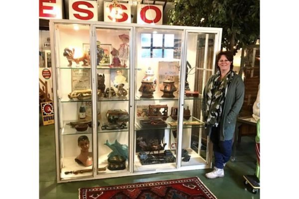 Grote metalen winkel vitrinekast - dokterskast - Afbeelding 2