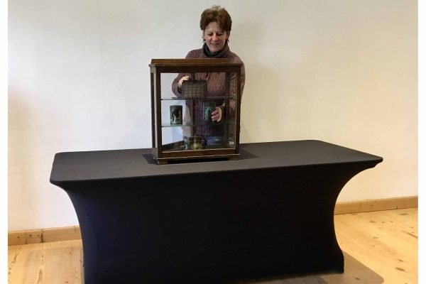 Kleine Toonbank Vitrine uit Hout en Glas - Afbeelding 2